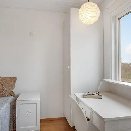 Holiday home 3 Bedroom Awesome In Kalundborg