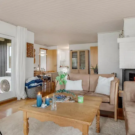 3 Bedroom Awesome In Kalundborg