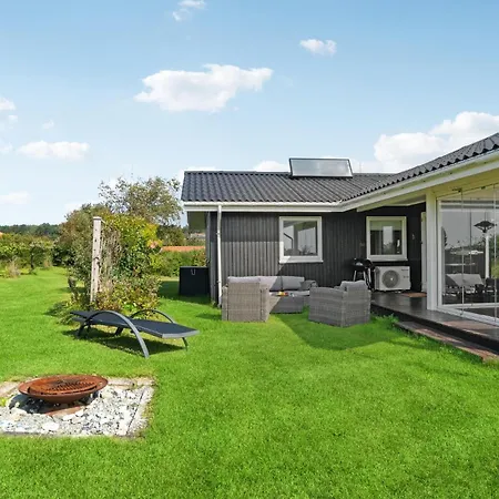 Holiday home 3 Bedroom In *